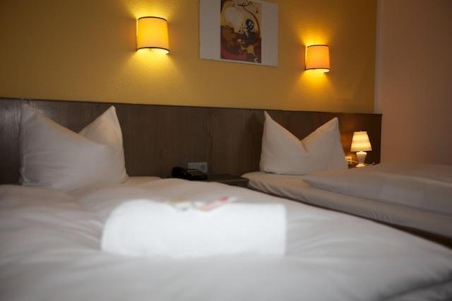 Astra Hotel Ulm Szoba fotó